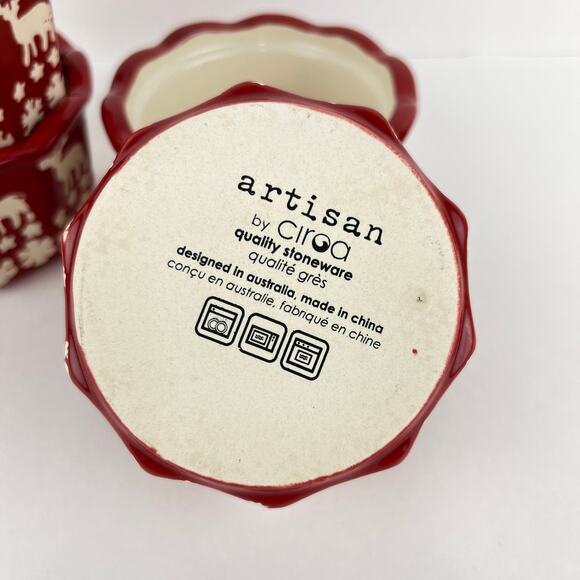Artisan by Ciroa Reindeer Snowflake Ramekins Red and White Stoneware - Picture 3 of 4